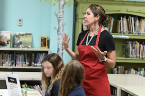 book-tasting-in-the-elemntary-school-library